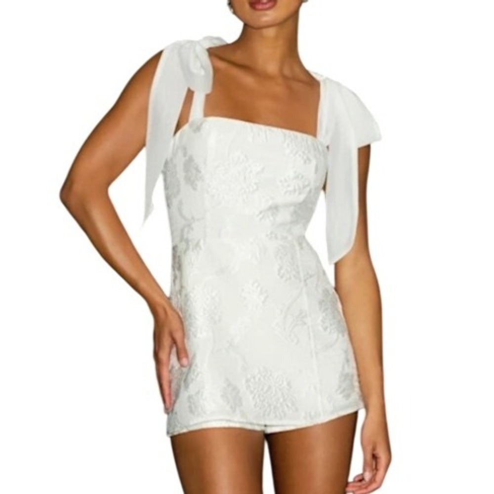 Lulus‎ White Jacquard Skort Romper Tie Strap Square Neck Special Occasion Size M